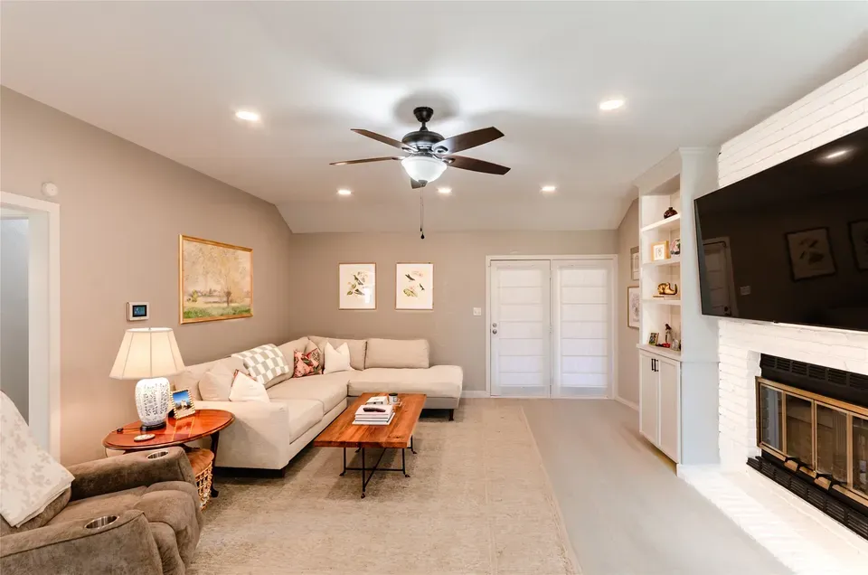 3 Bed 2 Bath Traditional Suburban Family Home in Allen, TX - 5