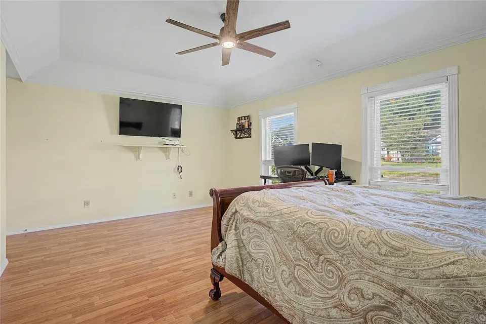 3 Bed 2 Bath Traditional Suburban Family Home in Allen, TX - 2