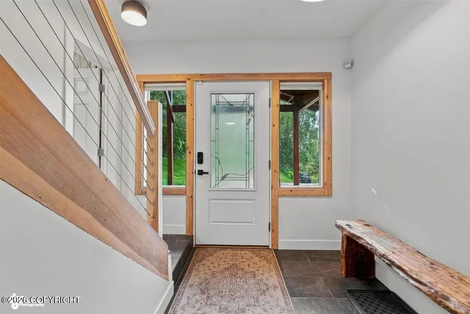 3 Bed 2 Bath Traditional Suburban Family Home in Anchorage, AK - 4