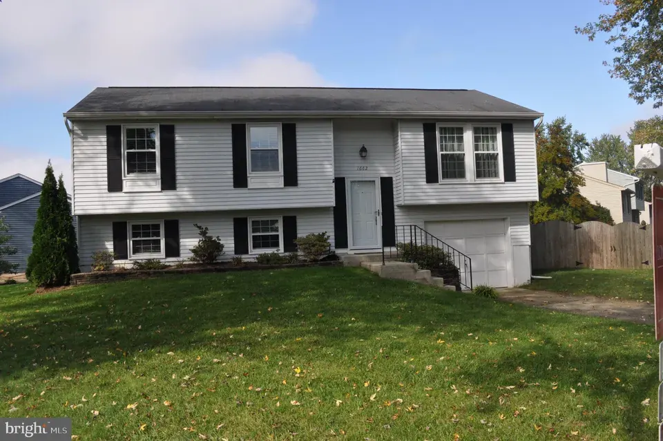 3 Bed 2 Bath Traditional Suburban Family Home in Annapolis, MD
