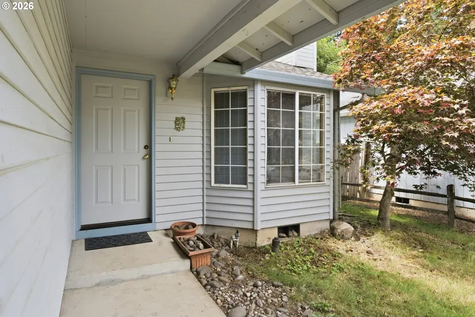 3 Bed 2 Bath Traditional Suburban Family Home in Beaverton, OR - 5