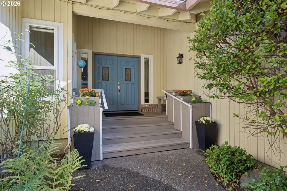 3 Bed 2 Bath Traditional Suburban Family Home in Beaverton, OR - 3
