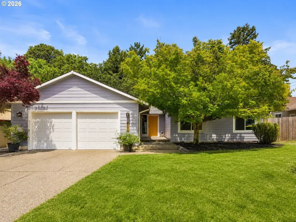 3 Bed 2 Bath Traditional Suburban Family Home in Beaverton, OR - 1