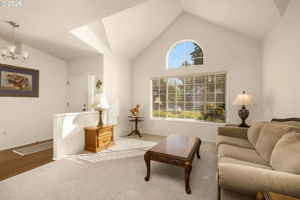 3 Bed 2 Bath Traditional Suburban Family Home in Beaverton, OR - 5