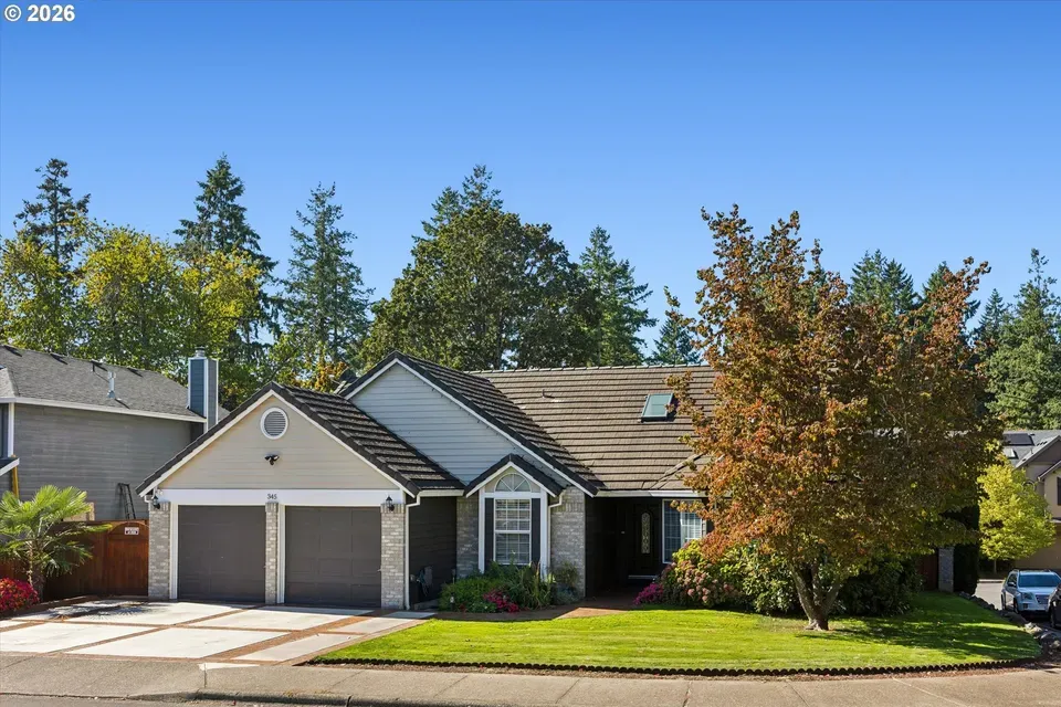 3 Bed 2 Bath Traditional Suburban Family Home in Beaverton, OR