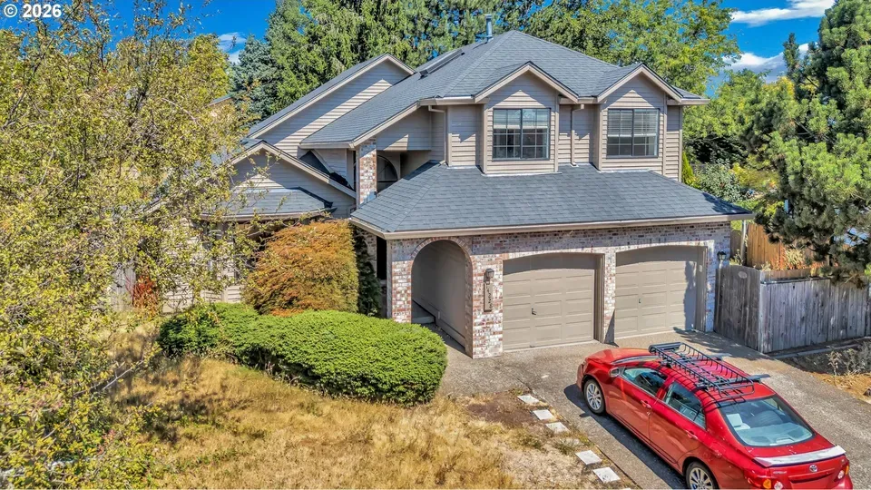3 Bed 2 Bath Traditional Suburban Family Home in Beaverton, OR - 2