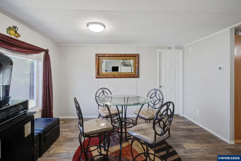 3 Bed 2 Bath Traditional Suburban Family Home in Beaverton, OR - 5