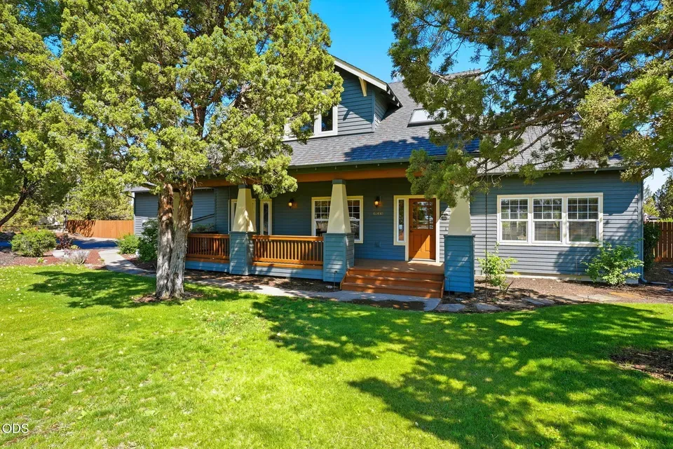 3 Bed 2 Bath Traditional Suburban Family Home in Bend, OR - 2