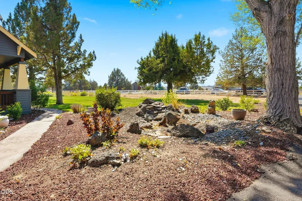 3 Bed 2 Bath Traditional Suburban Family Home in Bend, OR - 5