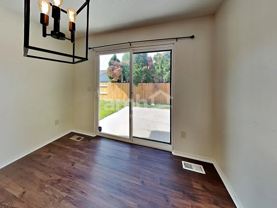 3 Bed 2 Bath Traditional Suburban Family Home in Boise, ID - 4