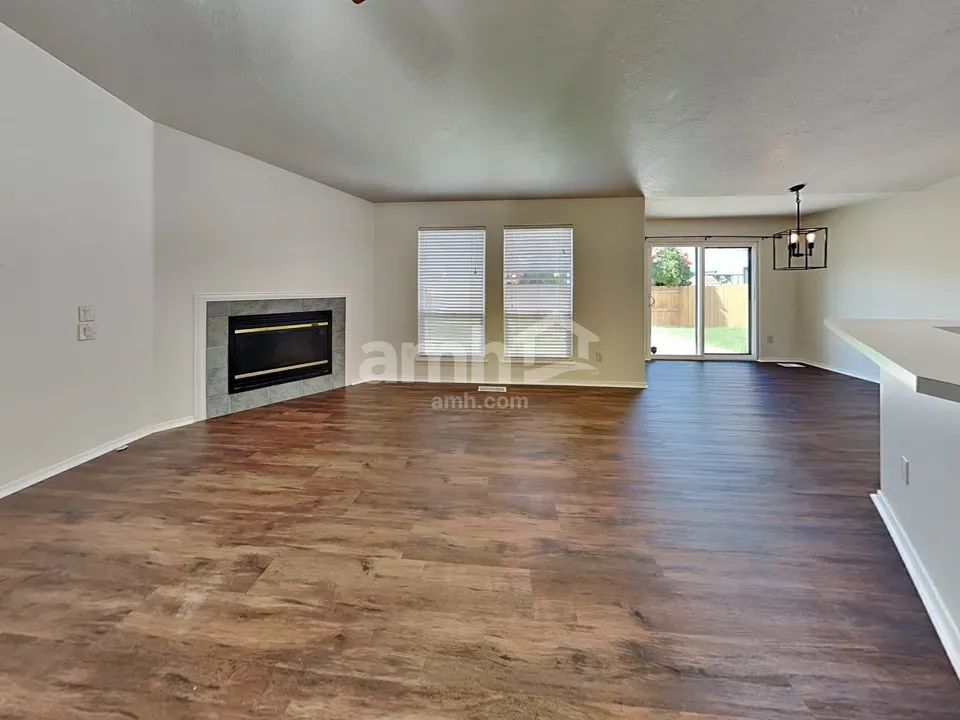 3 Bed 2 Bath Traditional Suburban Family Home in Boise, ID - 5