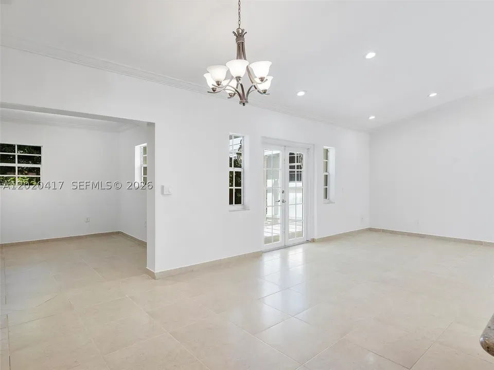 3 Bed 2 Bath Traditional Suburban Family Home in Coral Gables, FL - 4