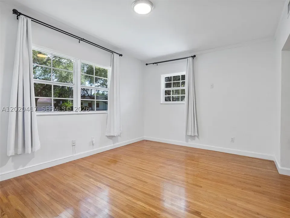 3 Bed 2 Bath Traditional Suburban Family Home in Coral Gables, FL - 5