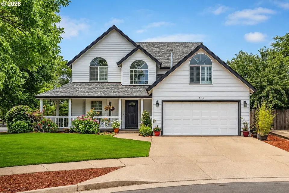 3 Bed 2 Bath Traditional Suburban Family Home in Corvallis, OR - 2