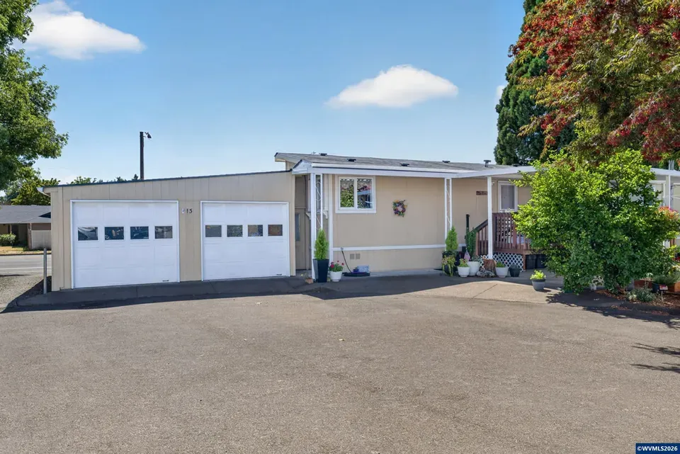 3 Bed 2 Bath Traditional Suburban Family Home in Corvallis, OR - 2