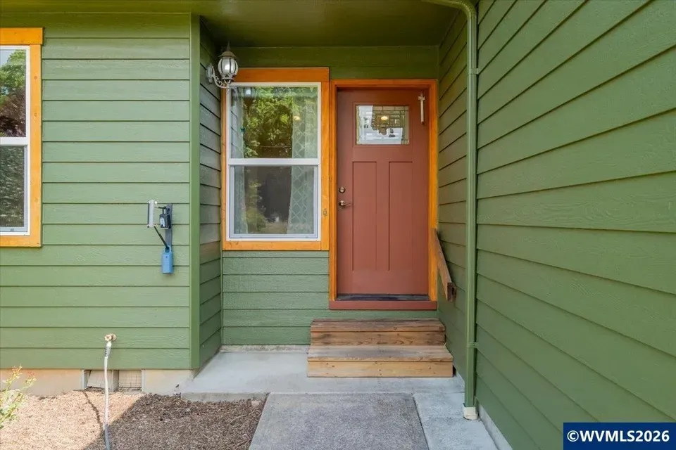 3 Bed 2 Bath Traditional Suburban Family Home in Corvallis, OR - 3