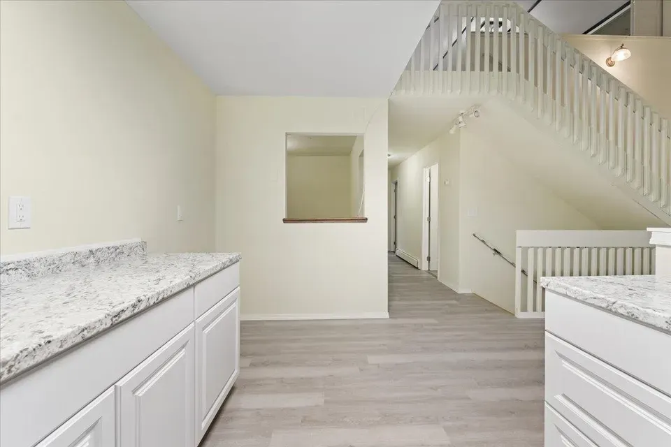 3 Bed 2 Bath Traditional Suburban Family Home in Fairbanks, AK - 4