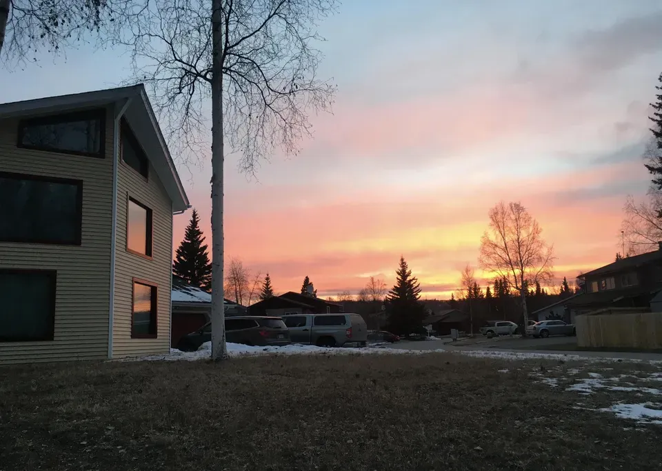 3 Bed 2 Bath Traditional Suburban Family Home in Fairbanks, AK - 2
