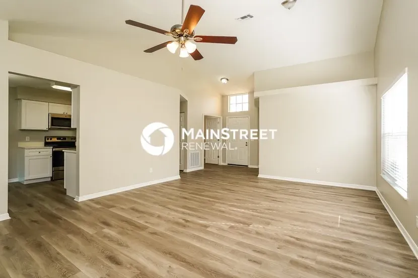 3 Bed 2 Bath Traditional Suburban Family Home in Fort Myers, FL - 5