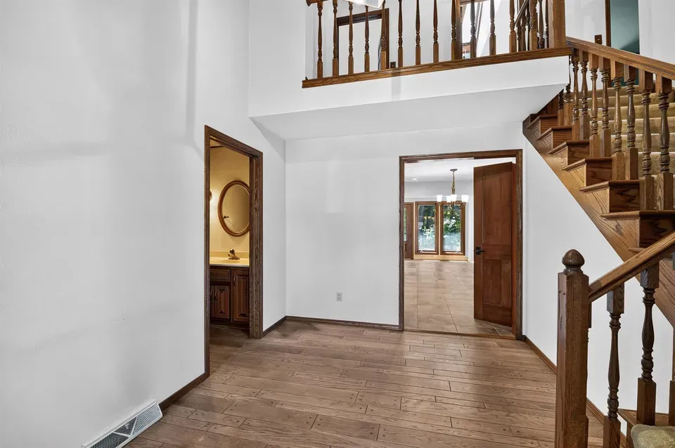 3 Bed 2 Bath Traditional Suburban Family Home in Green Bay, WI - 3