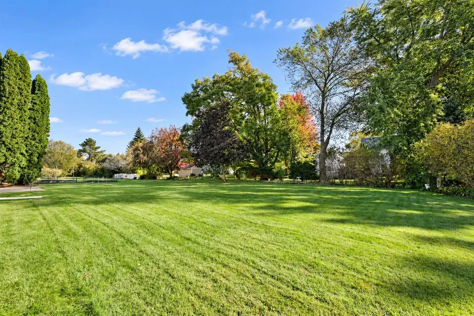 3 Bed 2 Bath Traditional Suburban Family Home in Green Bay, WI - 4