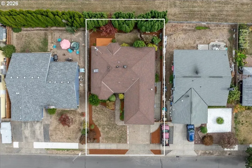 3 Bed 2 Bath Traditional Suburban Family Home in Hillsboro, OR - 3