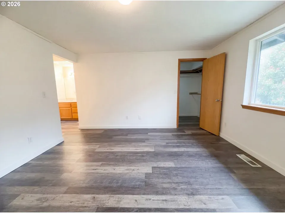3 Bed 2 Bath Traditional Suburban Family Home in Hillsboro, OR - 4
