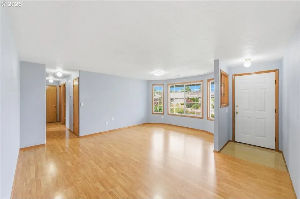3 Bed 2 Bath Traditional Suburban Family Home in Hillsboro, OR - 4