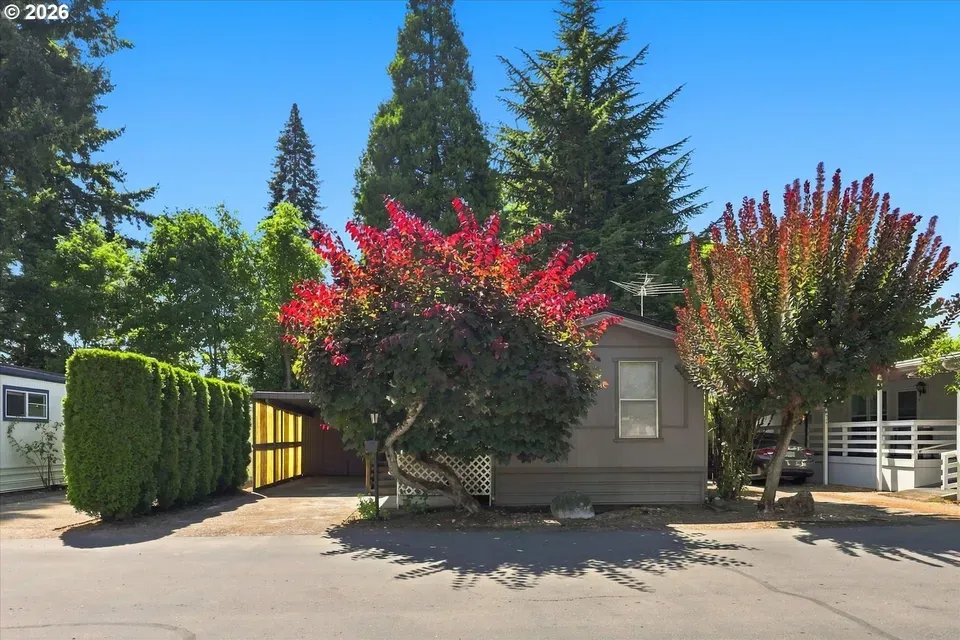 3 Bed 2 Bath Traditional Suburban Family Home in Hillsboro, OR - 1