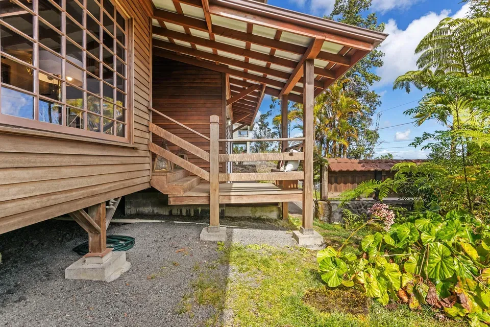 3 Bed 2 Bath Traditional Suburban Family Home in Hilo, HI - 5