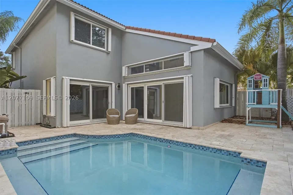 3 Bed 2 Bath Traditional Suburban Family Home in Hollywood, FL - 5