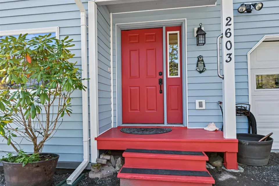 3 Bed 2 Bath Traditional Suburban Family Home in Juneau, AK - 4