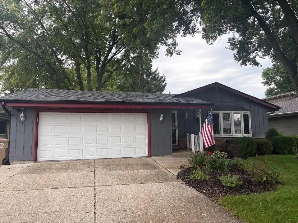 3 Bed 2 Bath Traditional Suburban Family Home in Kenosha, WI