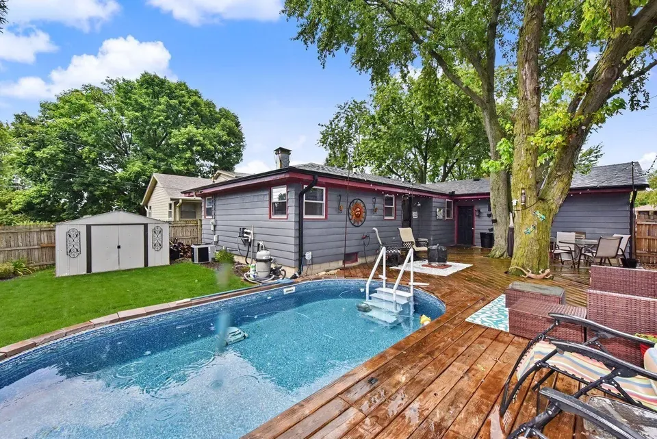 3 Bed 2 Bath Traditional Suburban Family Home in Kenosha, WI - 3