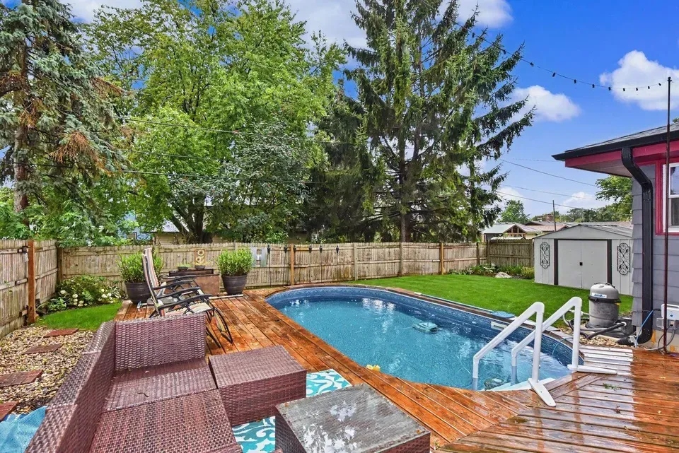 3 Bed 2 Bath Traditional Suburban Family Home in Kenosha, WI - 4
