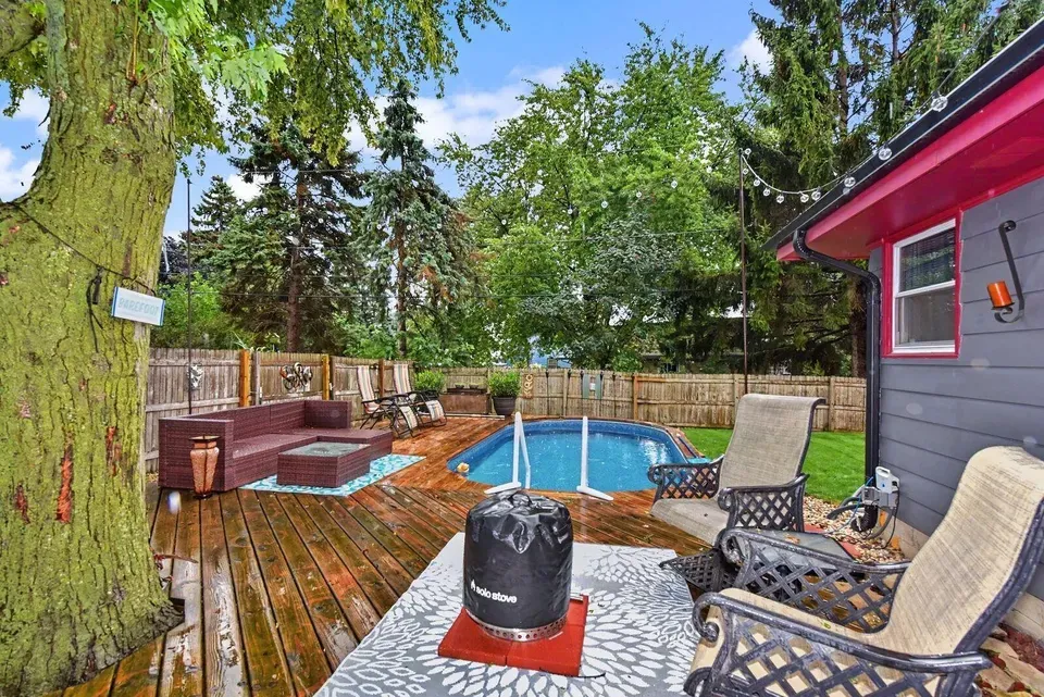 3 Bed 2 Bath Traditional Suburban Family Home in Kenosha, WI - 5