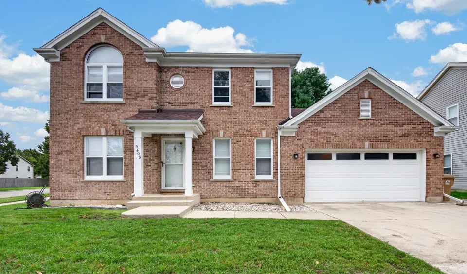 3 Bed 2 Bath Traditional Suburban Family Home in Kenosha, WI - 1