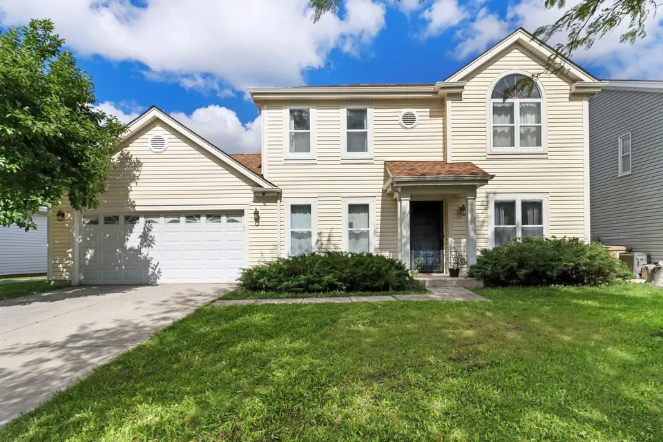 3 Bed 2 Bath Traditional Suburban Family Home in Kenosha, WI - 2