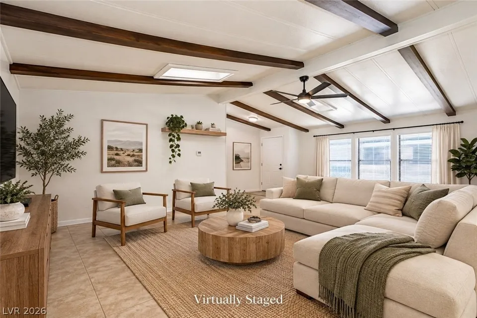 3 Bed 2 Bath Traditional Suburban Family Home in Las Vegas, NV - 5