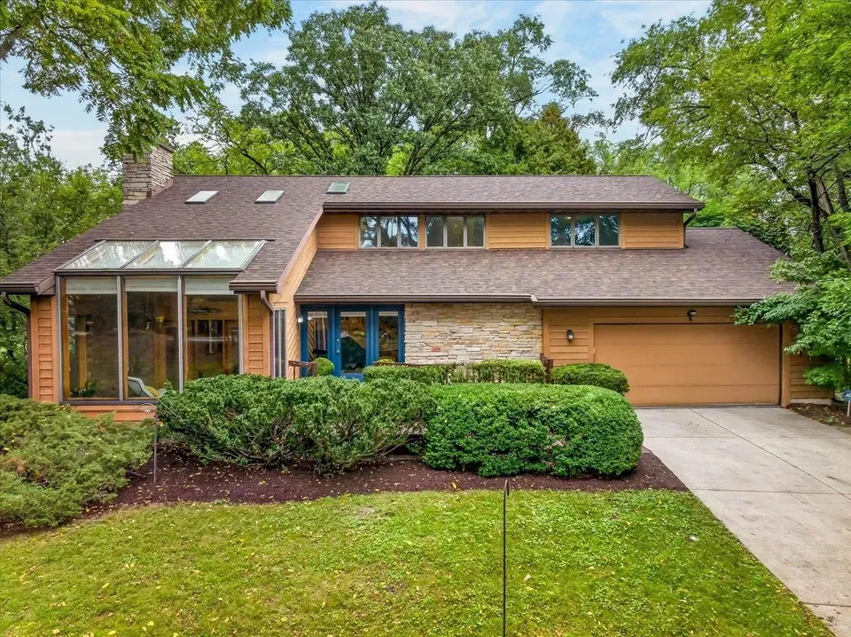 3 Bed 2 Bath Traditional Suburban Family Home in Madison, WI - 1