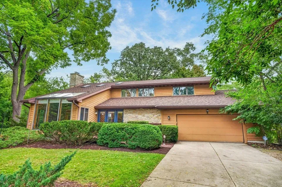 3 Bed 2 Bath Traditional Suburban Family Home in Madison, WI - 5