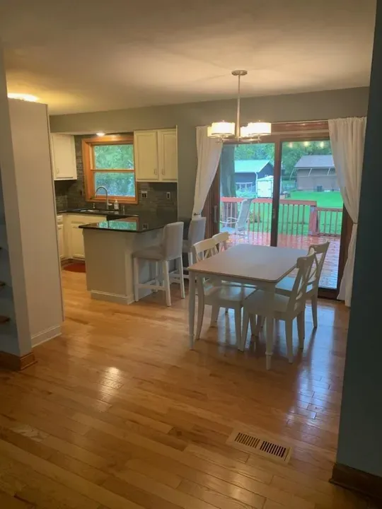 3 Bed 2 Bath Traditional Suburban Family Home in Madison, WI - 3