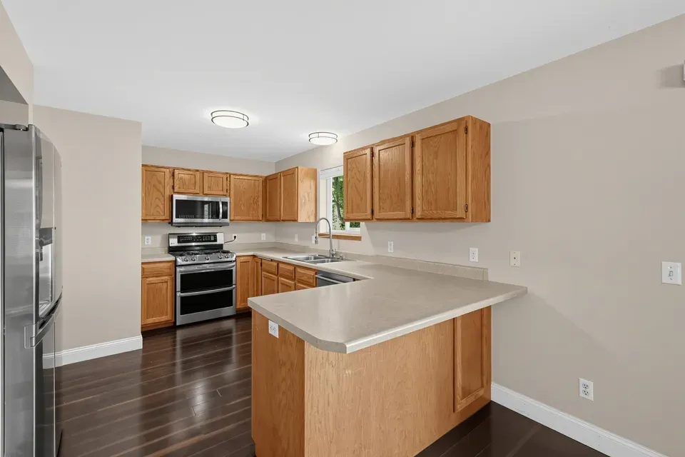 3 Bed 2 Bath Traditional Suburban Family Home in Madison, WI - 5