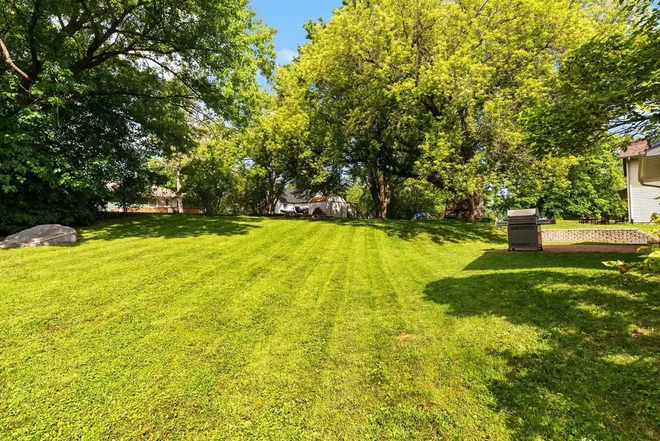3 Bed 2 Bath Traditional Suburban Family Home in Madison, WI - 4