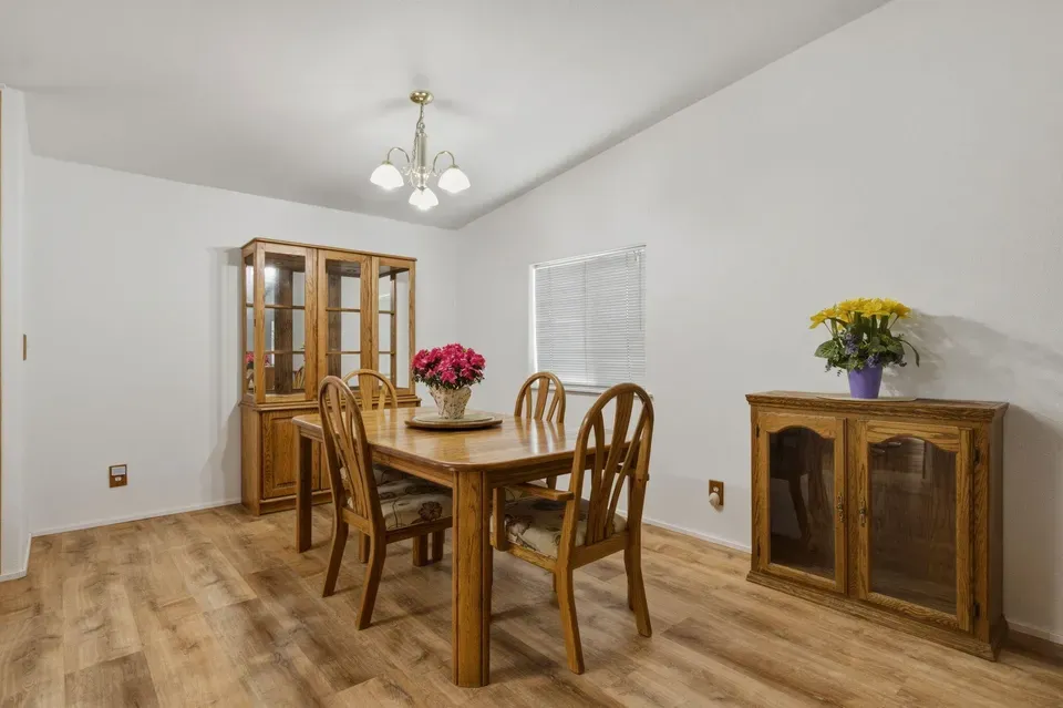 3 Bed 2 Bath Traditional Suburban Family Home in Medford, OR - 4
