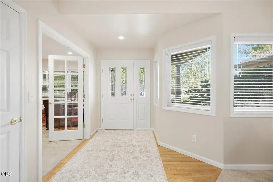 3 Bed 2 Bath Traditional Suburban Family Home in Medford, OR - 5