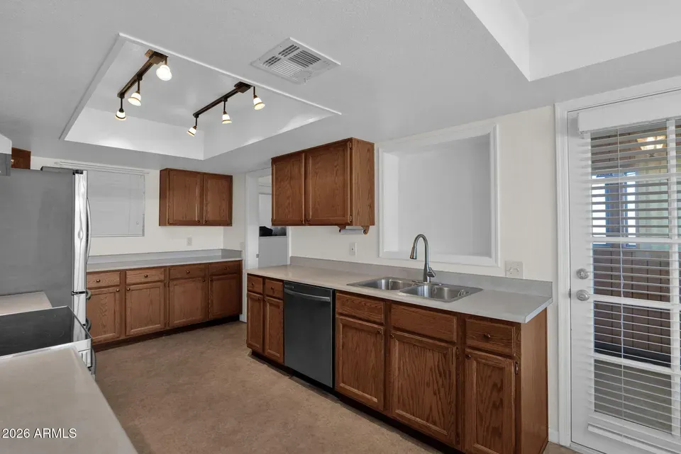 3 Bed 2 Bath Traditional Suburban Family Home in Mesa, AZ - 4