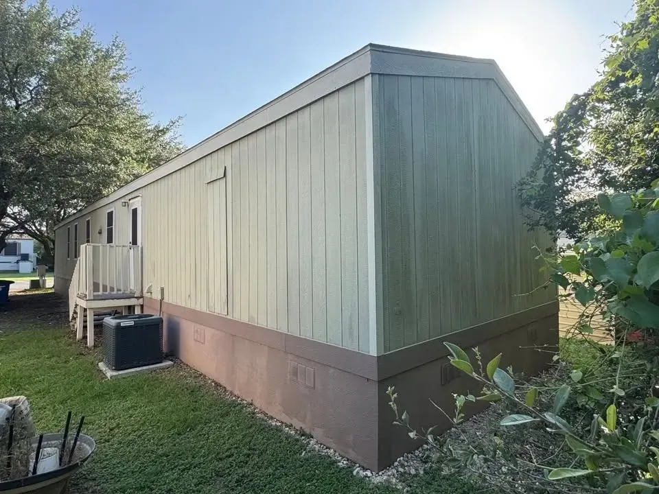 3 Bed 2 Bath Traditional Suburban Family Home in New Braunfels, TX - 2