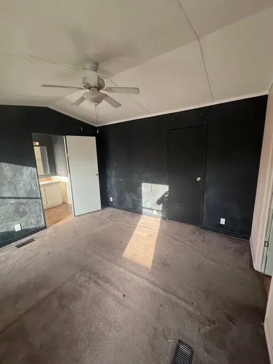 3 Bed 2 Bath Traditional Suburban Family Home in New Braunfels, TX - 5