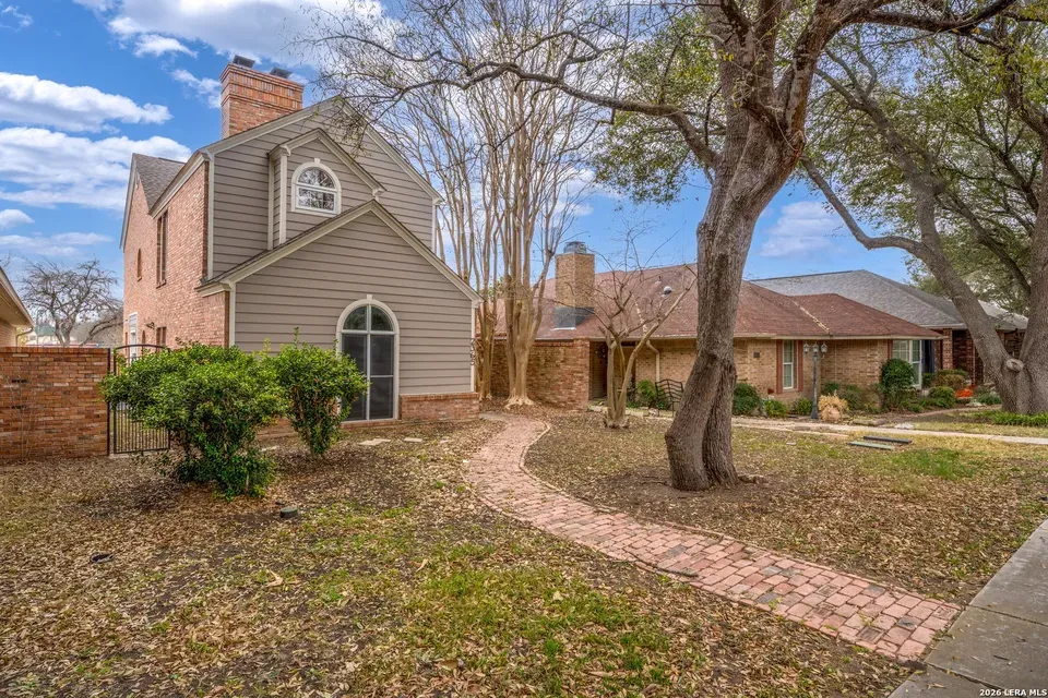 3 Bed 2 Bath Traditional Suburban Family Home in New Braunfels, TX - 2